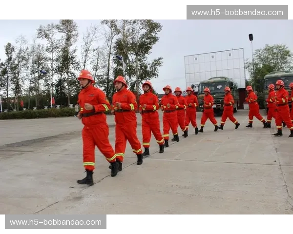 重燃巅峰热血:为何“恒大vs东方录像”依然是足球迷心中的白月光? 重燃巅峰热血:为何“恒大vs东方录像”依然是足球迷心中的白月光?